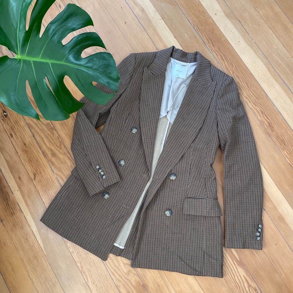 Wilfred Margaux Blazer from Aritzia